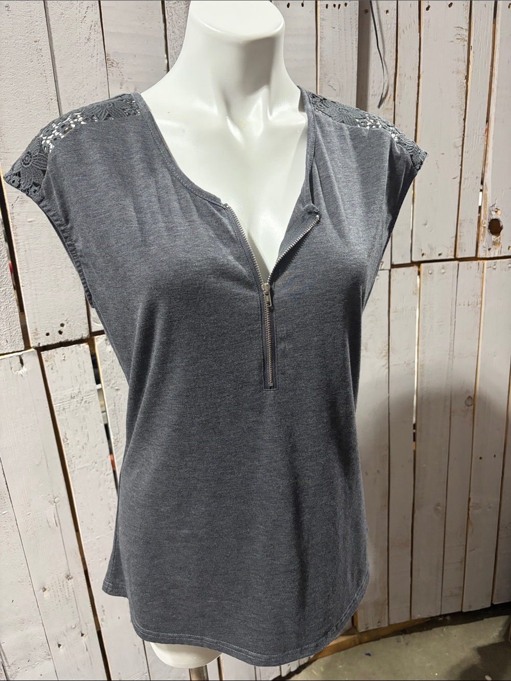 Women’s Gray Zip-Front Lace Shoulder Top
